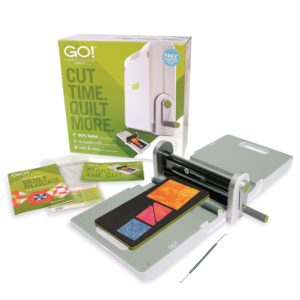 GO! Fabric Cutter Starter Set (AQ55100S) - Shows everything that comes in the set.